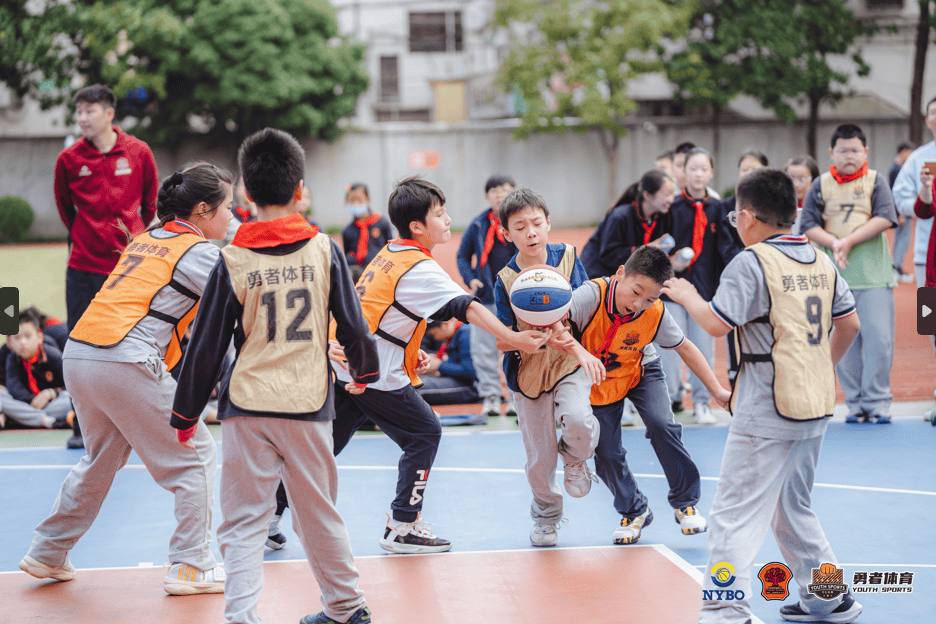 中国队观众热烈欢呼！，Scout迎来七赛季出色发挥全场沸腾不已的简单介绍