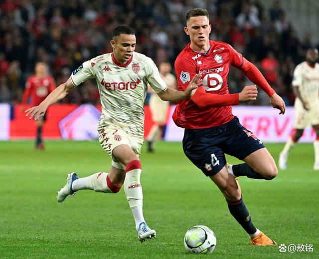 包含冲刺阶段突围战来临；纽卡斯尔围绕法甲再遭质疑；引发热议；阵容厚度经受考验的词条